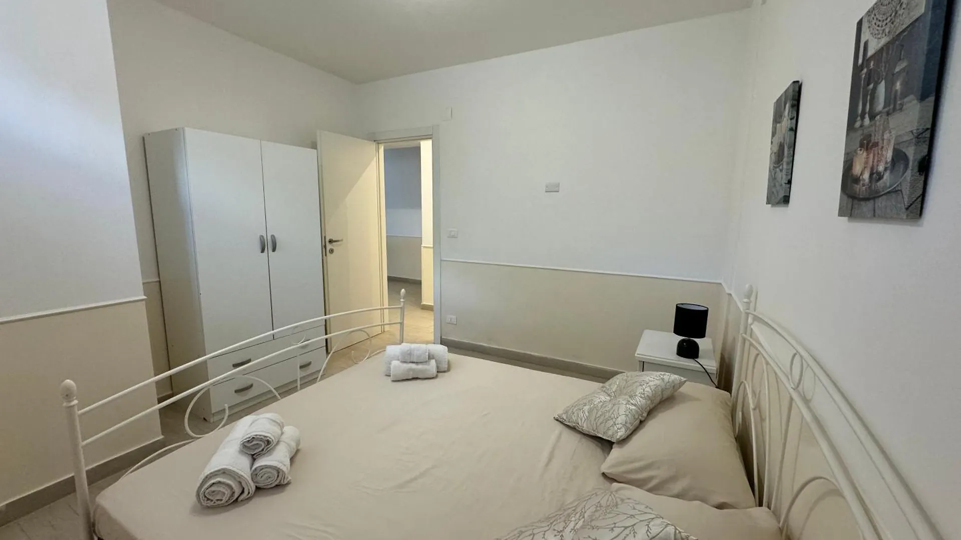 Mondello Telemaco Beach Apartment Palermo Italy